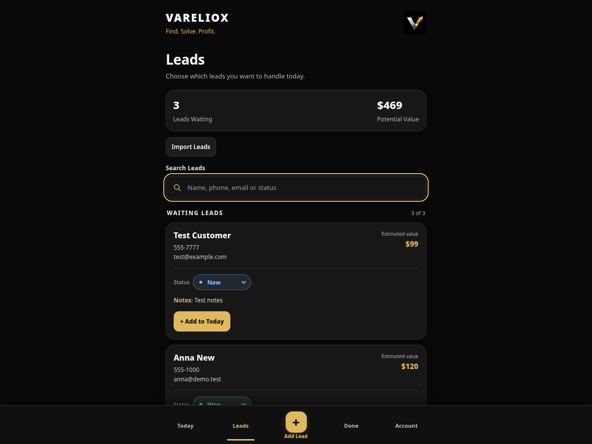 Example desktop lead list in the VARELIOX Lead App showing search, contact details and status